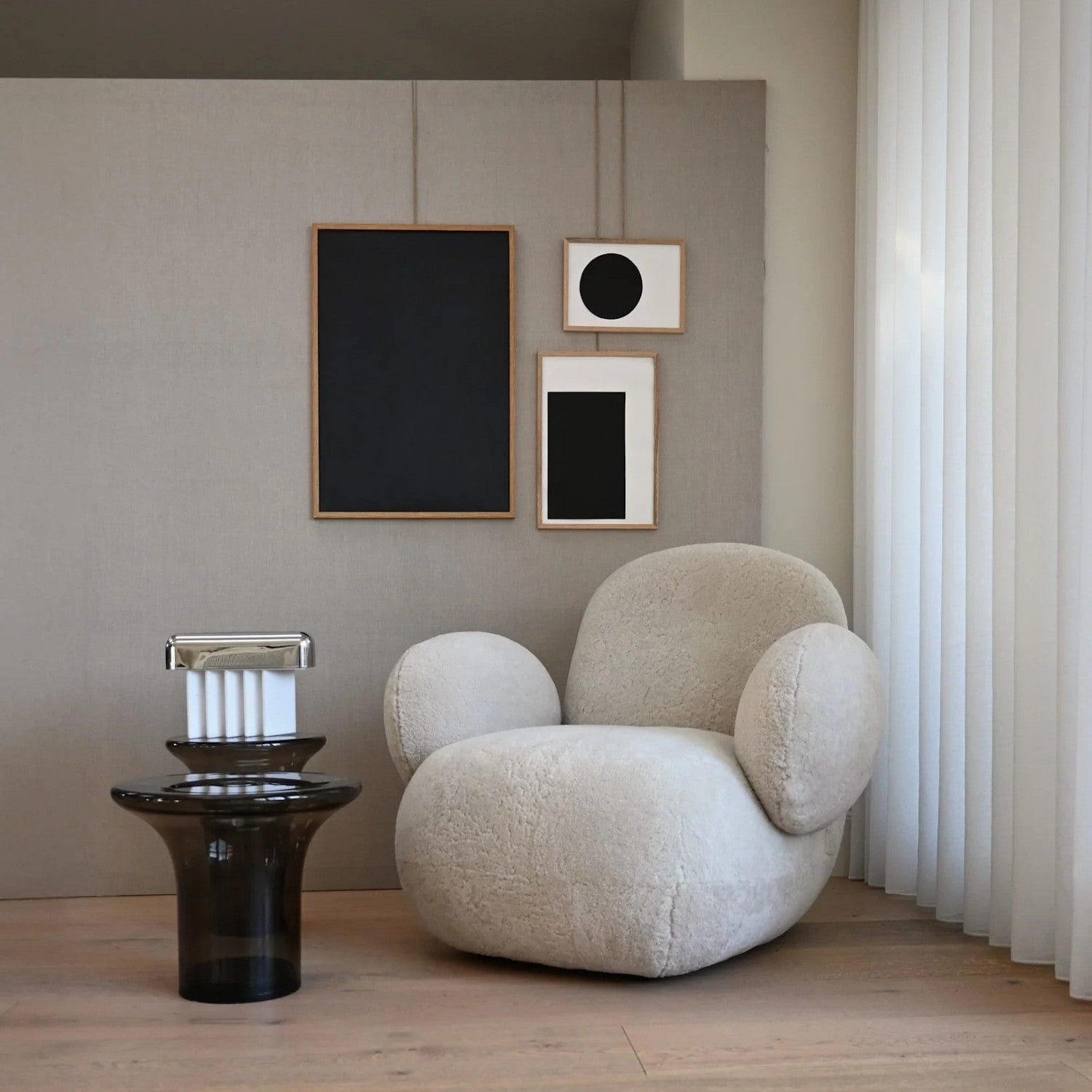 TOE - Armchair