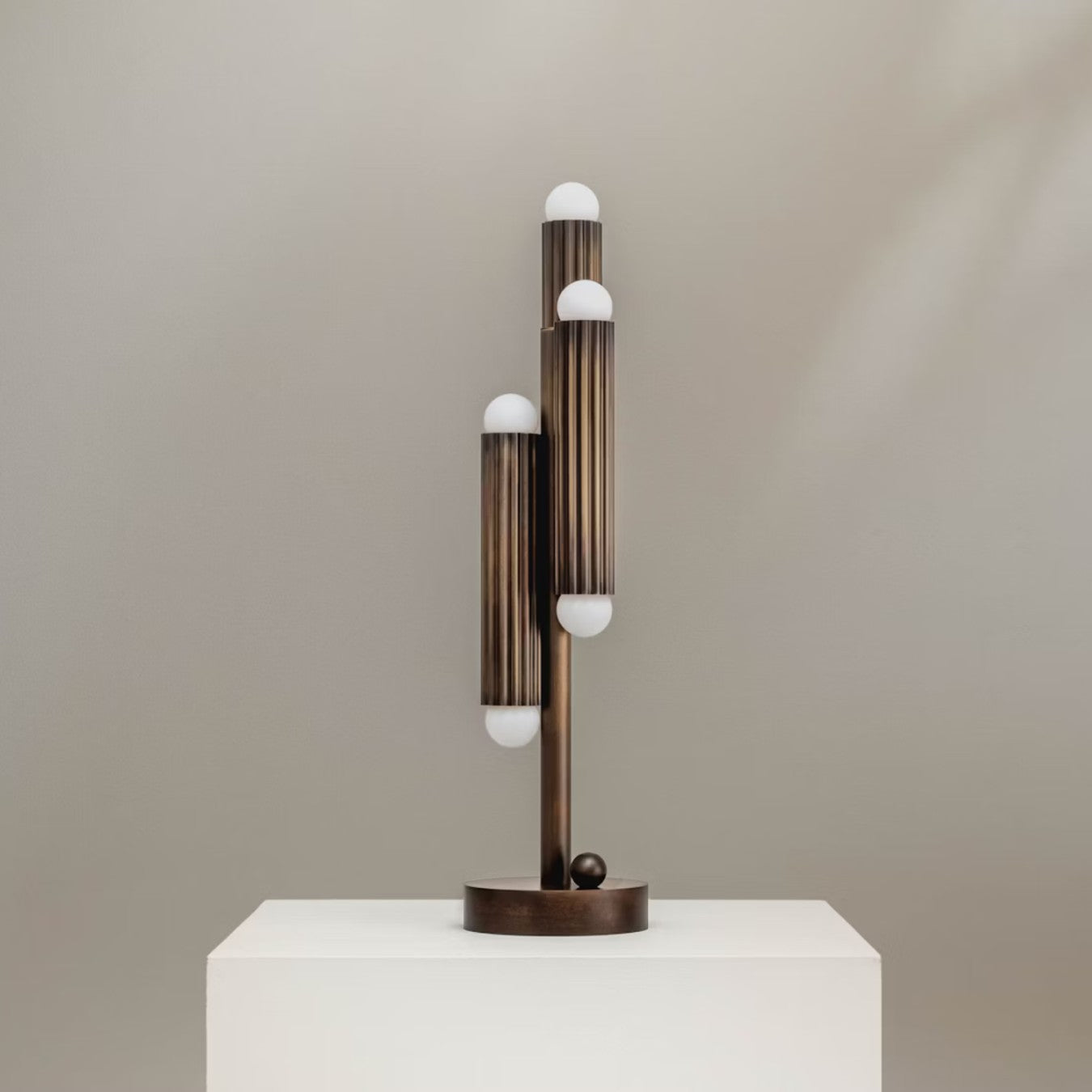 VESTA TABLE - Table Lamp