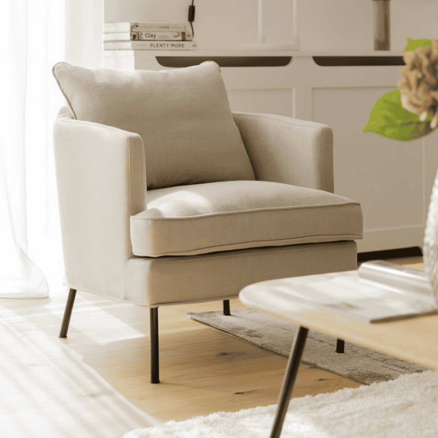 JULIA - Armchair