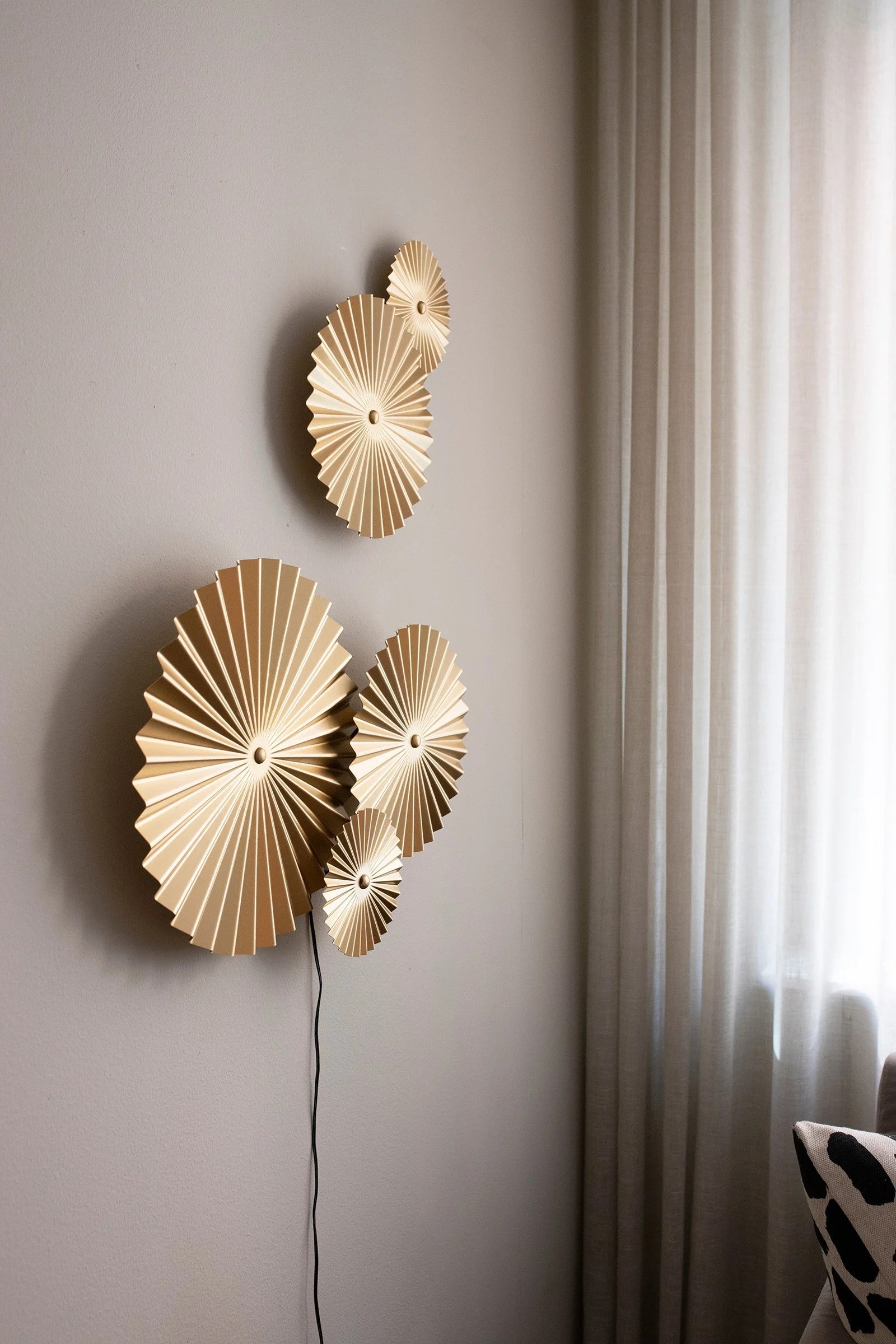 OMEGA - Wall Light