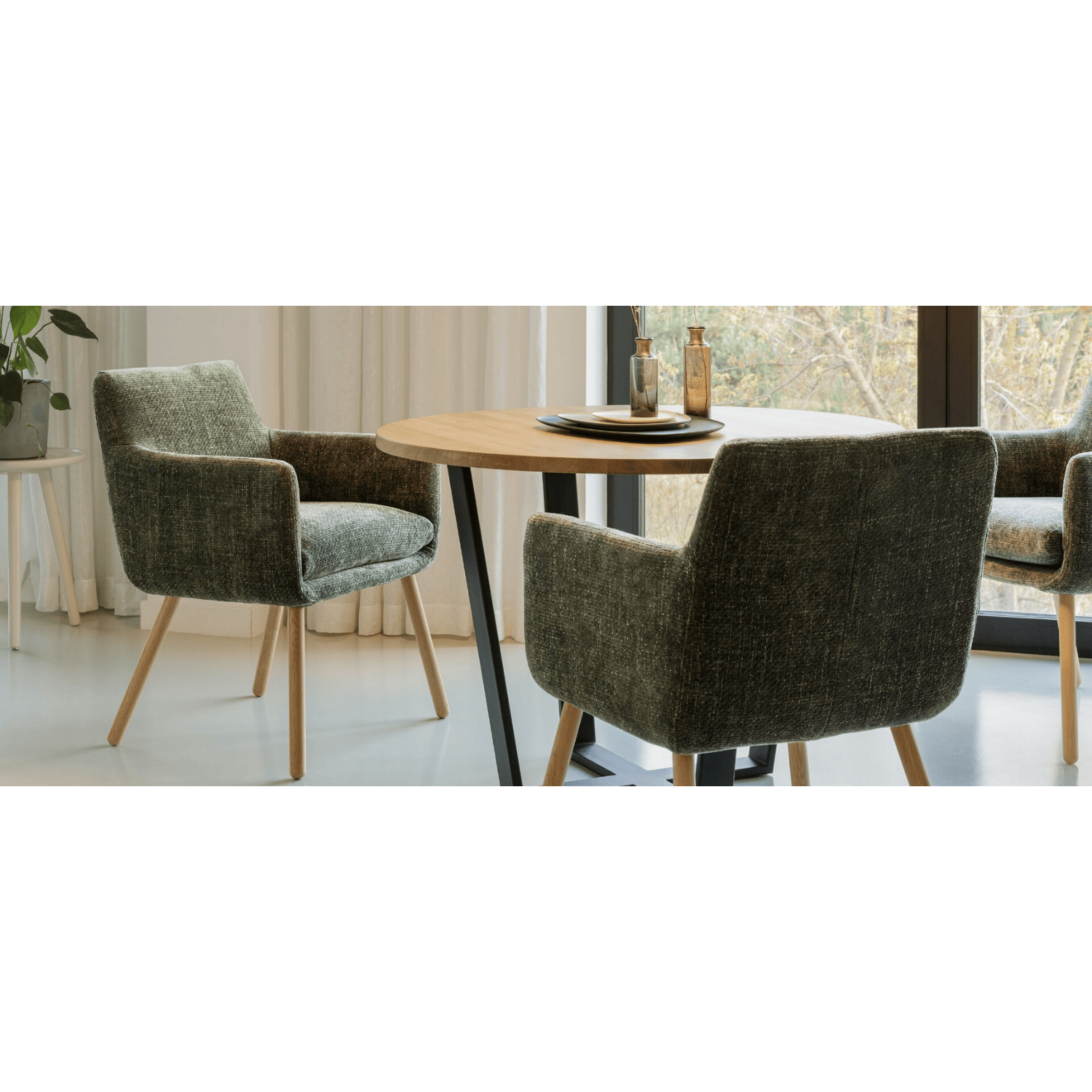 MOA BISTRO - Dining Chair