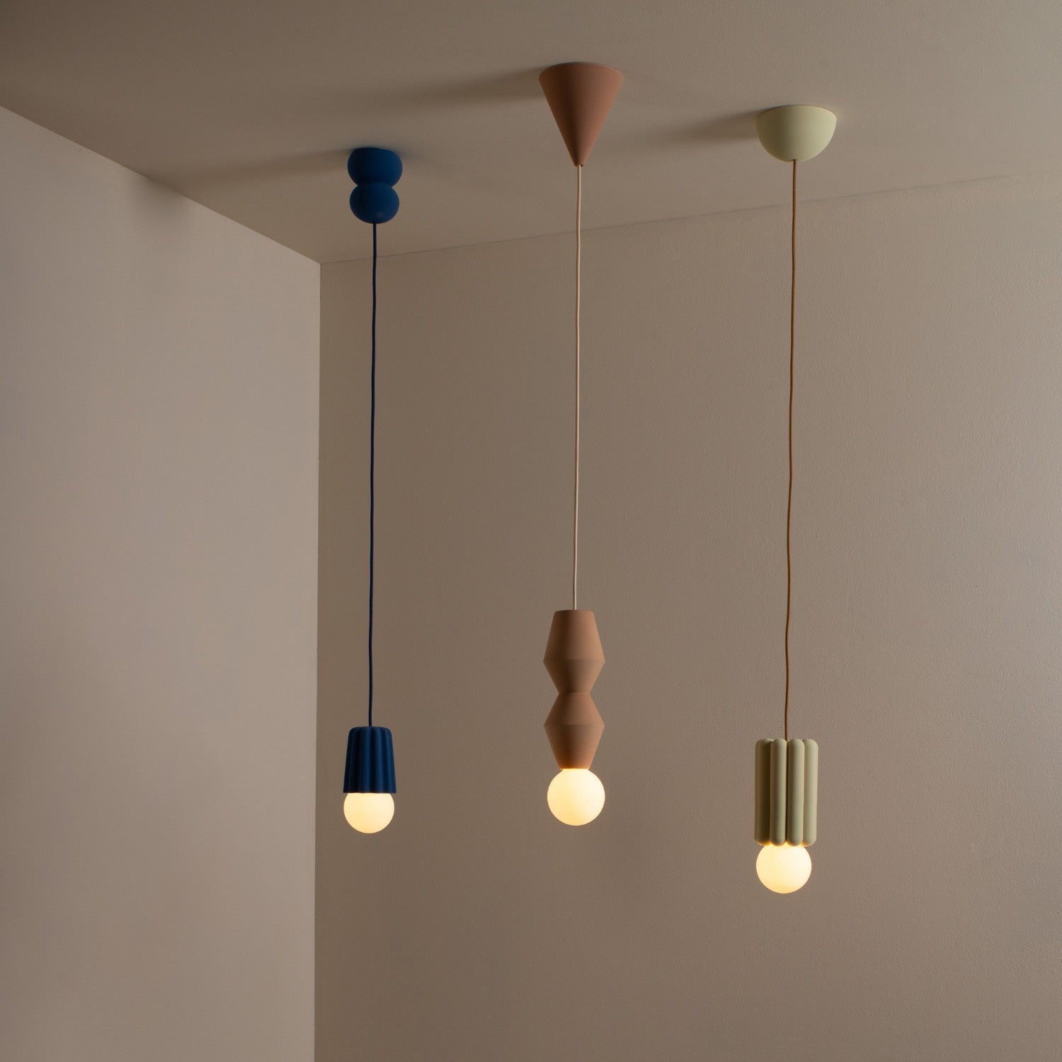 STUCCO 1 - Pendant Light