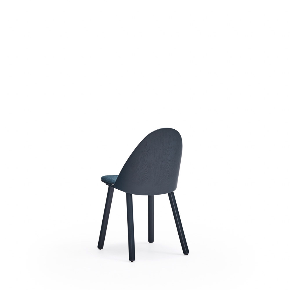 UMA - Chair