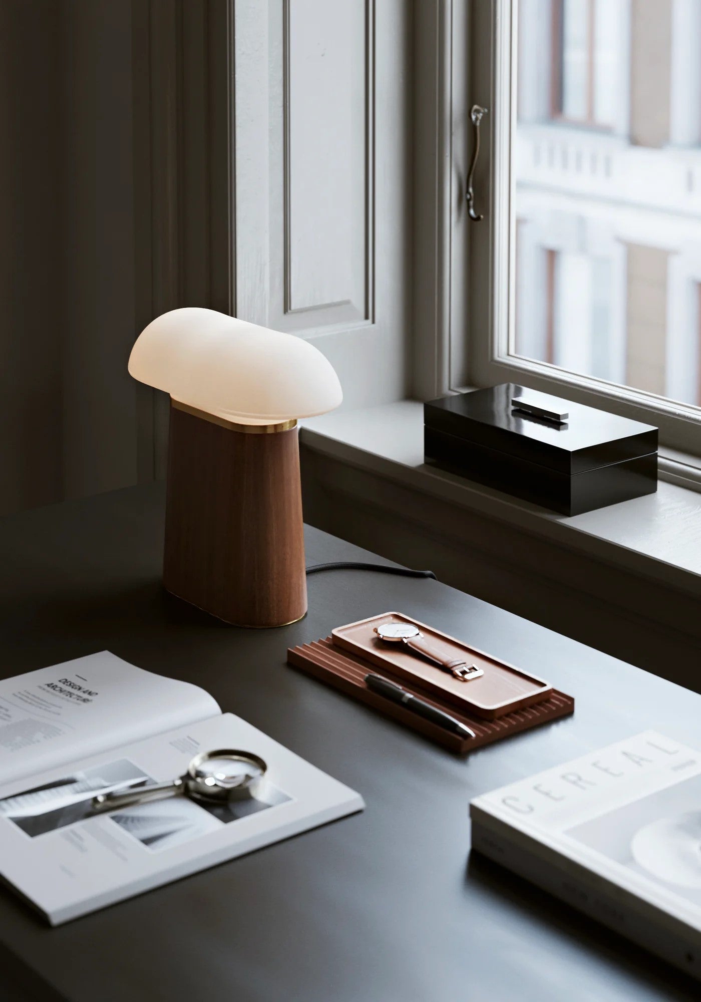 NOVA WALNUT - Table Lamp