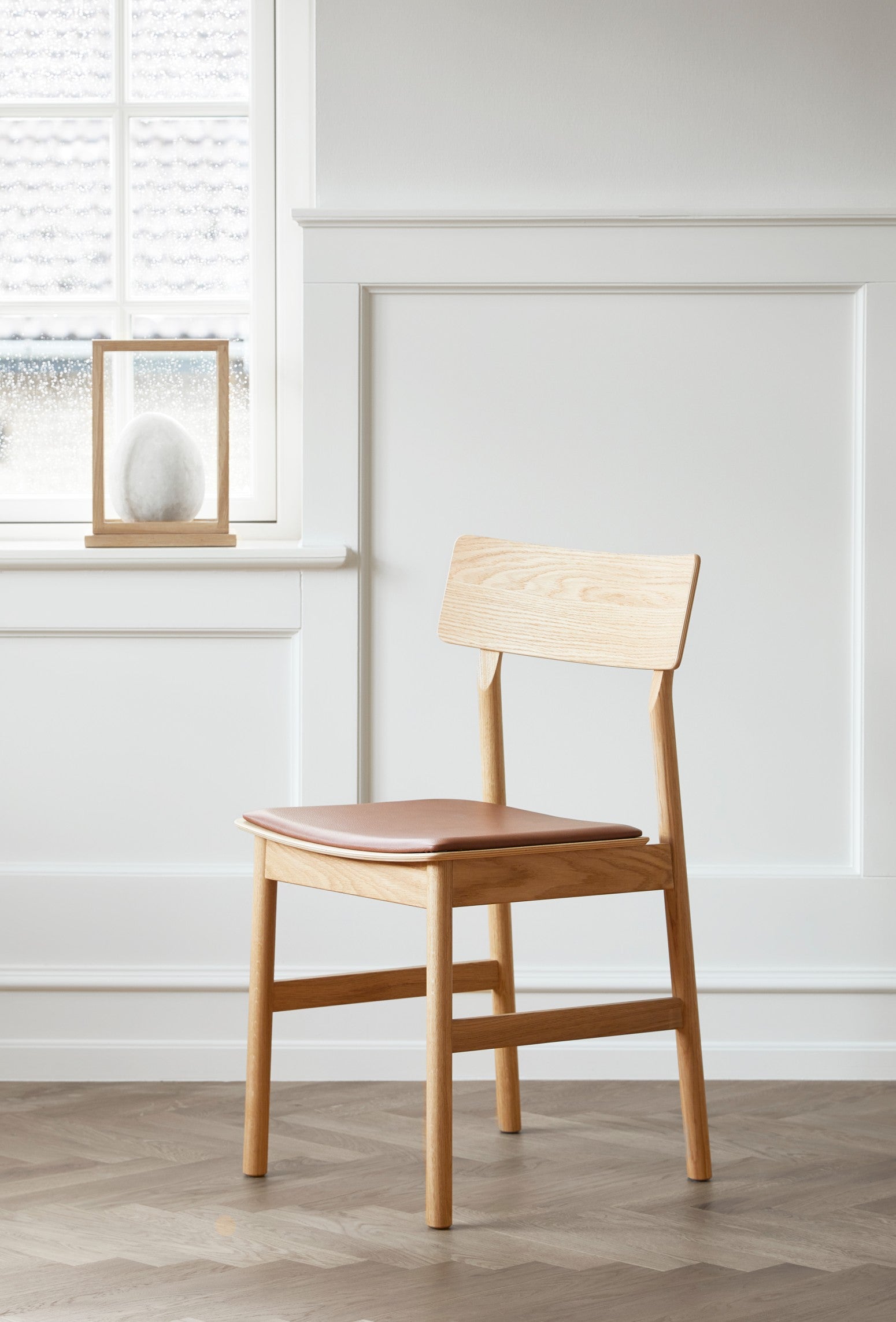PAUSE - Dining Chair