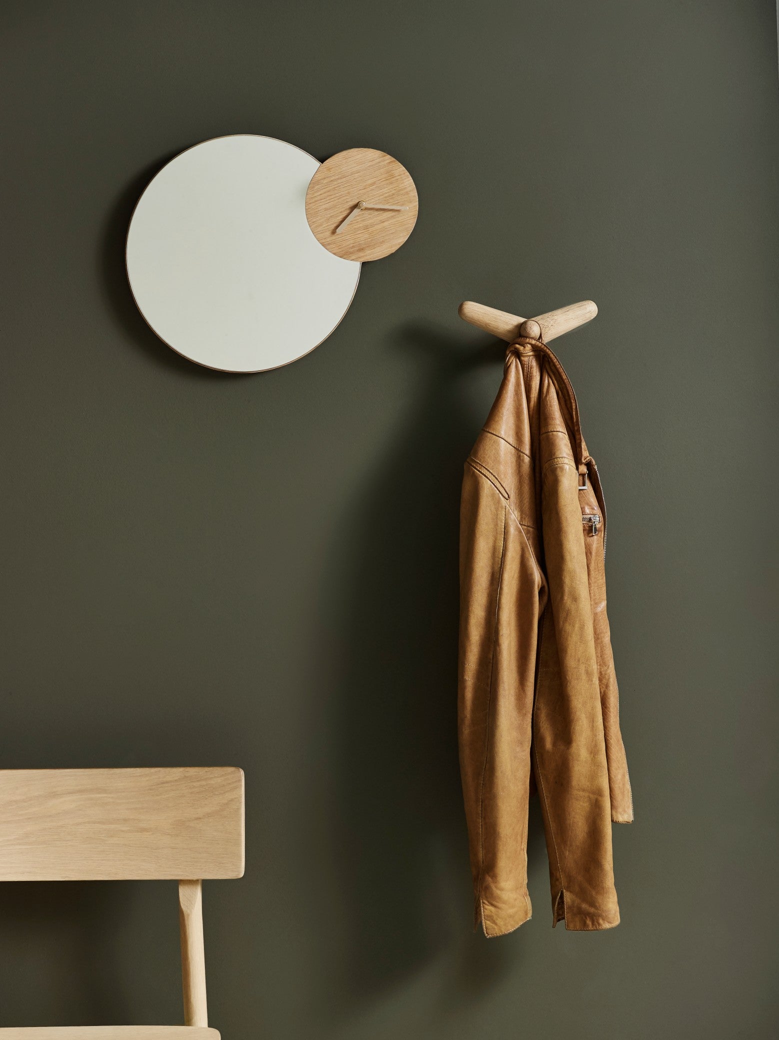 TAIL WING - Coat Hook