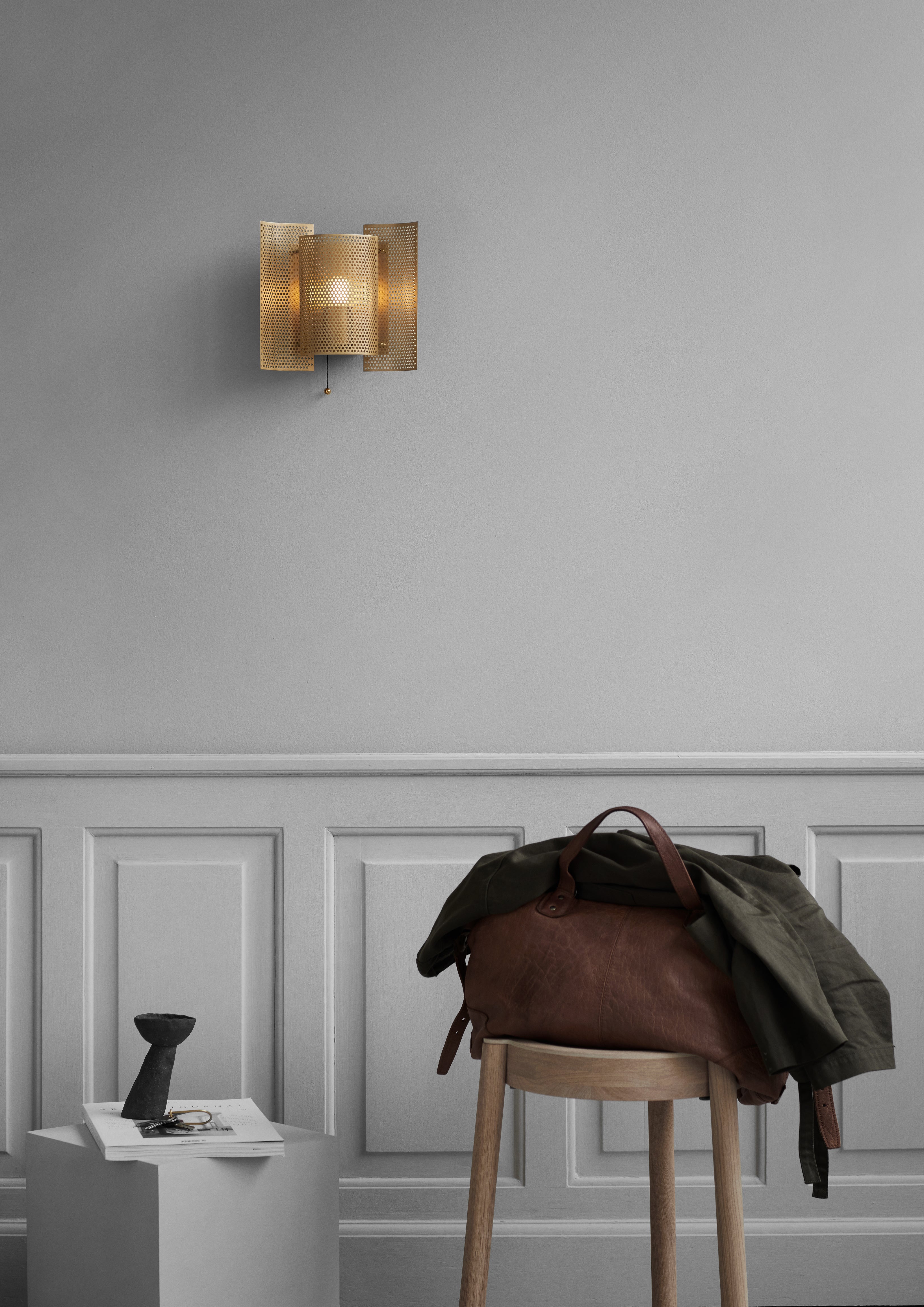 BUTTERFLY PERFORATED - Wall Lamp - Luminesy